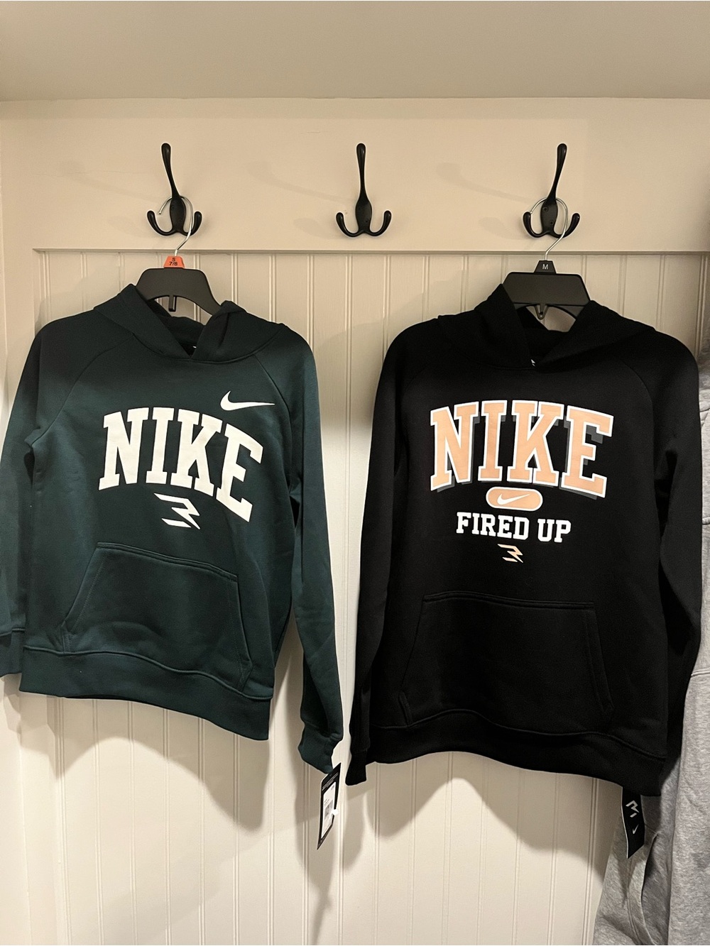 Nike Boys Pullover Hoodie lot of 2 Black and Forest Green size 8-10 new!